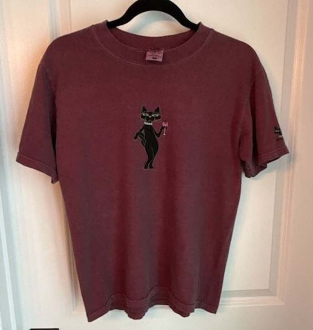 Crazy Shirt Hawaii 64 Vintage Black Cat Chloe Graphic T-Shirt